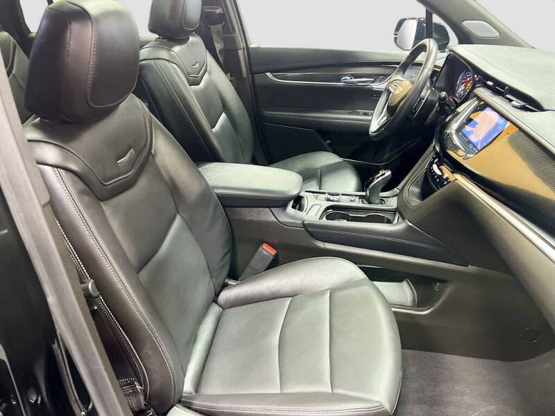 2023 Cadillac XT6 Sport