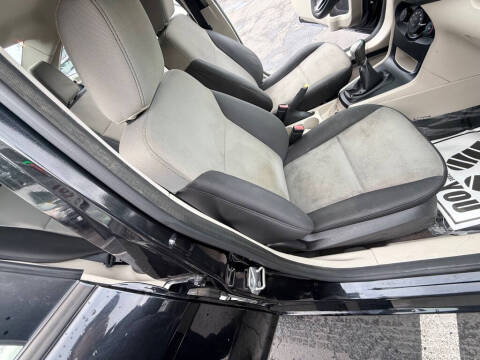 2013 Ford Fiesta S