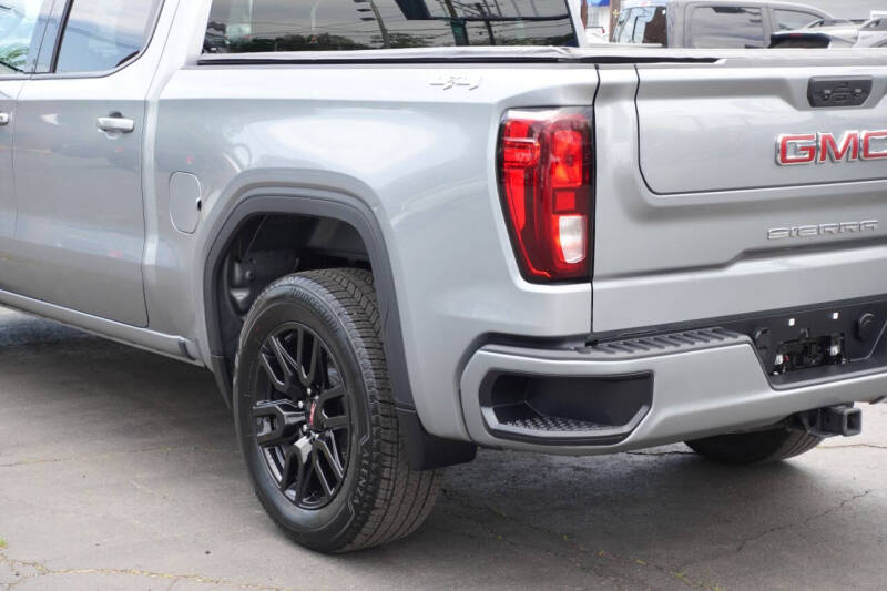2024 GMC Sierra 1500 Elevation Standard