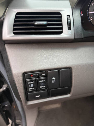 2011 Honda Odyssey EX-L w/DVD