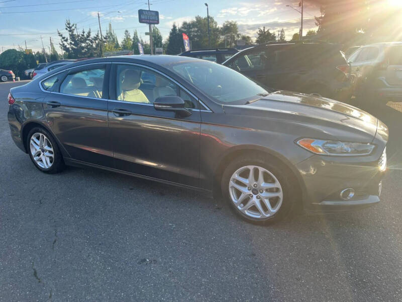 2016 Ford Fusion SE