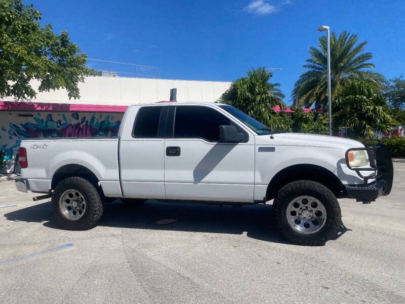 2006 Ford F-150 XLT photo 16