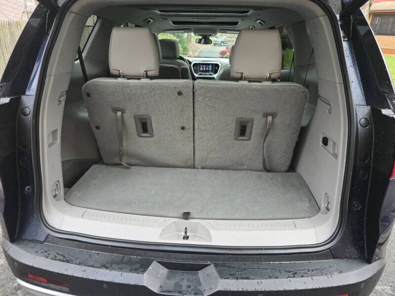 2017 GMC Acadia SLT-2