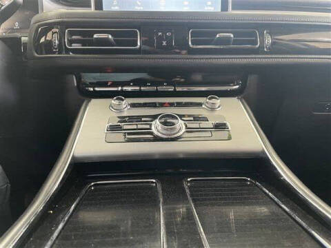 2023 Lincoln Aviator Livery