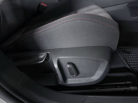 2022 Volkswagen Golf GTI S