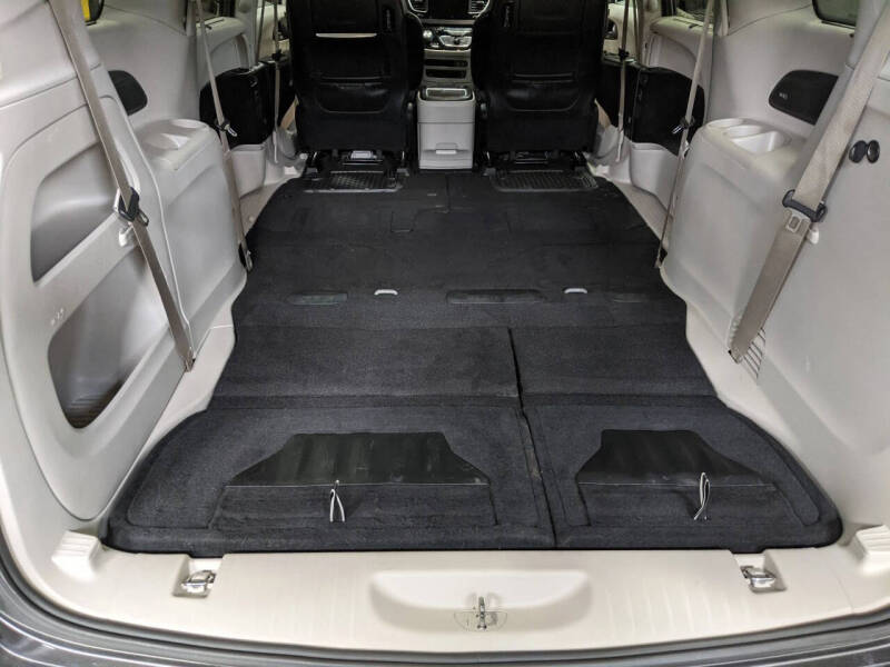 2017 Chrysler Pacifica Touring-L Plus