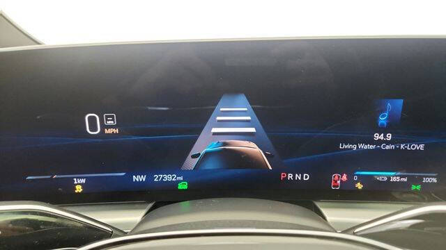 2024 Cadillac LYRIQ Luxury 1