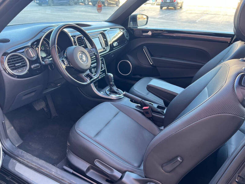 2018 Volkswagen Beetle 2.0T SE