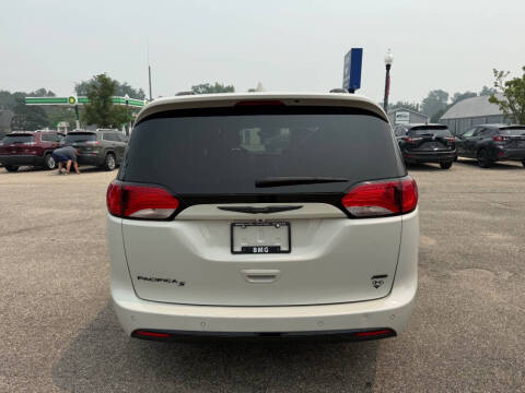 2020 Chrysler Pacifica Launch Edition