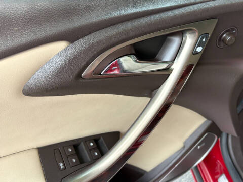 2012 Buick Verano Leather Group