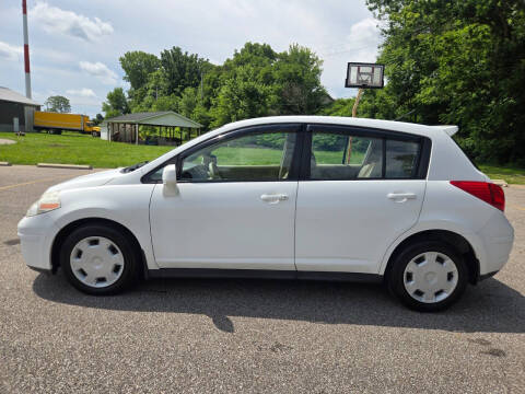 2009 Nissan Versa 1.8 S