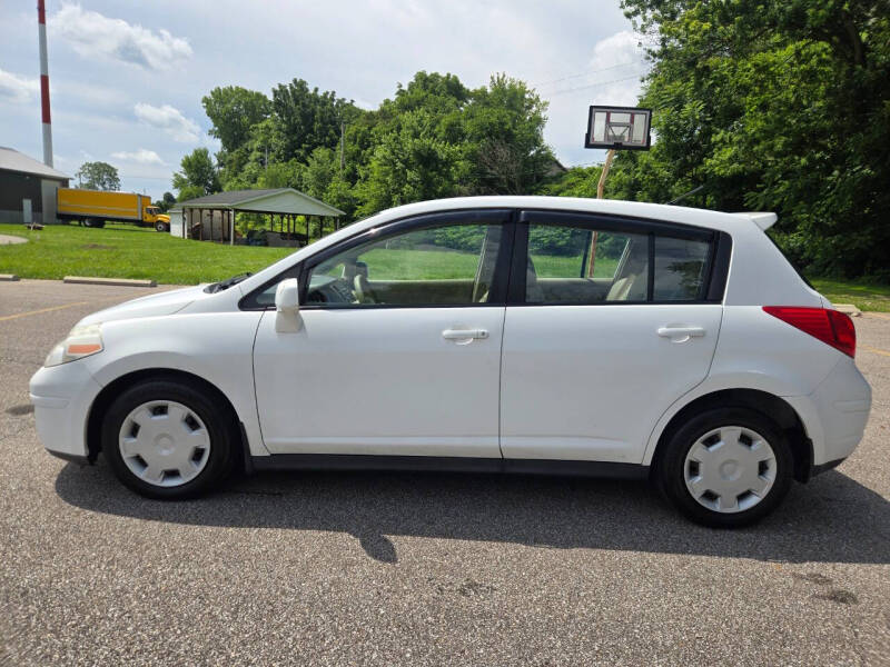 2009 Nissan Versa 1.8 S