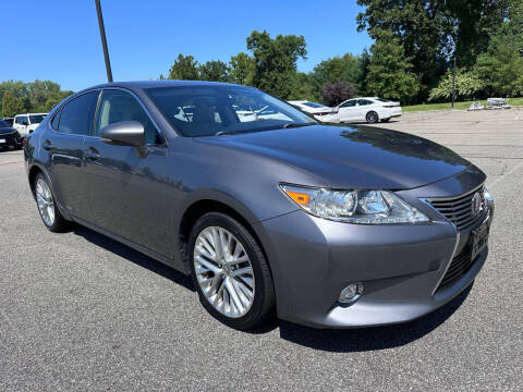 2015 Lexus ES 300h