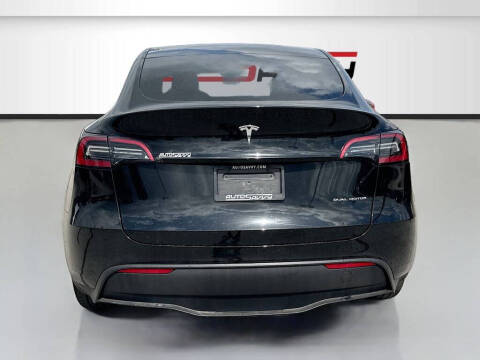 2024 Tesla Model Y Long Range