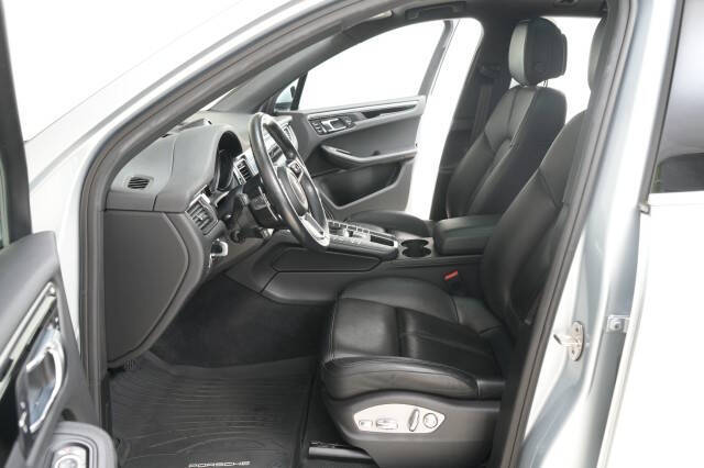 2018 Porsche Macan S