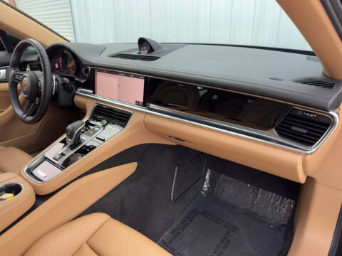 2021 Porsche Panamera 4 E-Hybrid