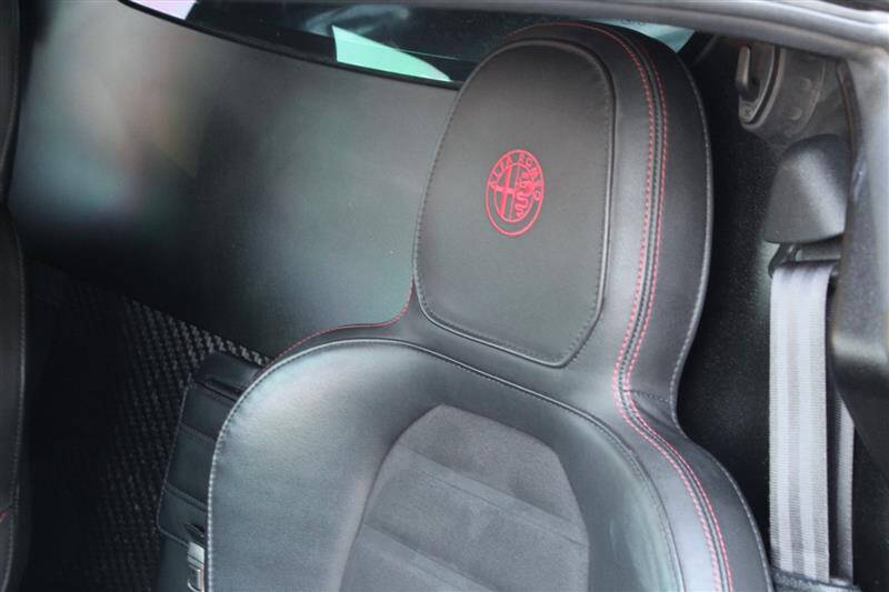 2015 Alfa Romeo 4C Launch Edition