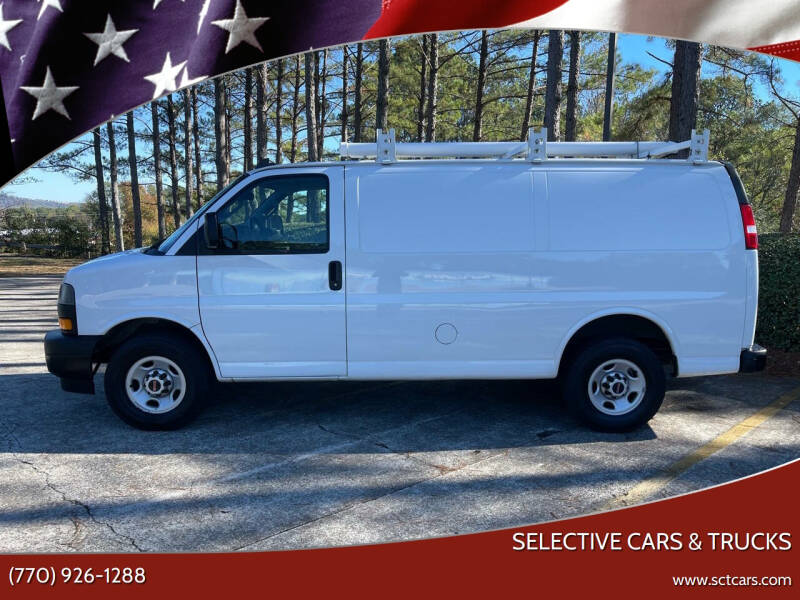 2020 GMC Savana for sale at SELECTIVE Cars & Trucks in Woodstock GA