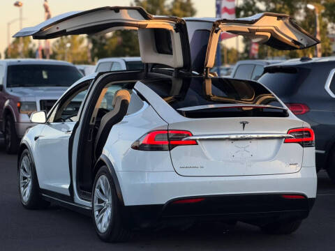 2017 Tesla Model X