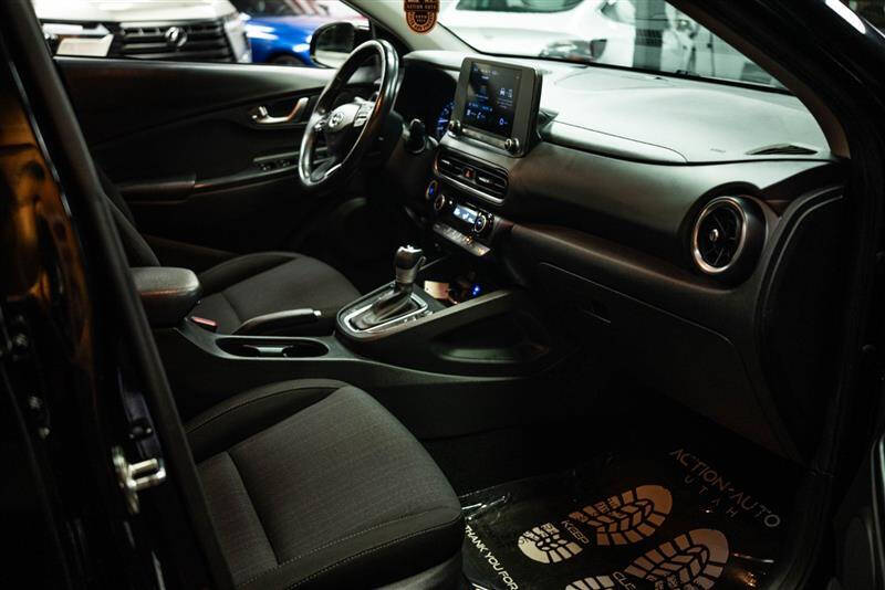 2022 Hyundai Kona SEL