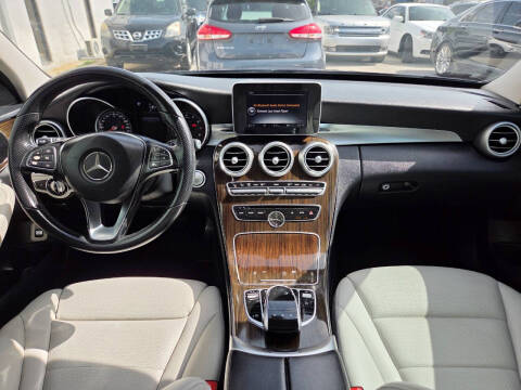 2015 Mercedes-Benz C-Class C 300
