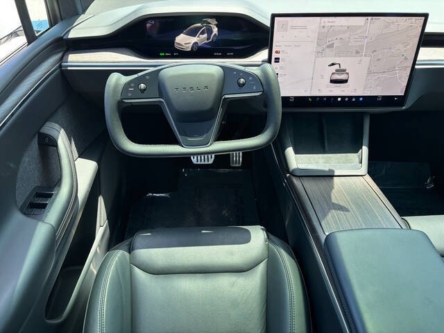 2022 Tesla Model X 11