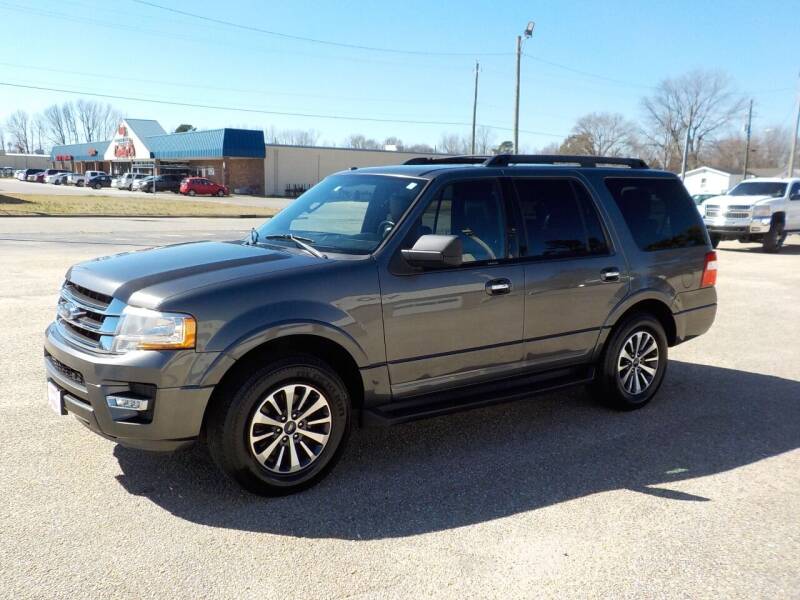 2015 Ford Expedition for sale at Young's Motor Company Inc. in Benson NC