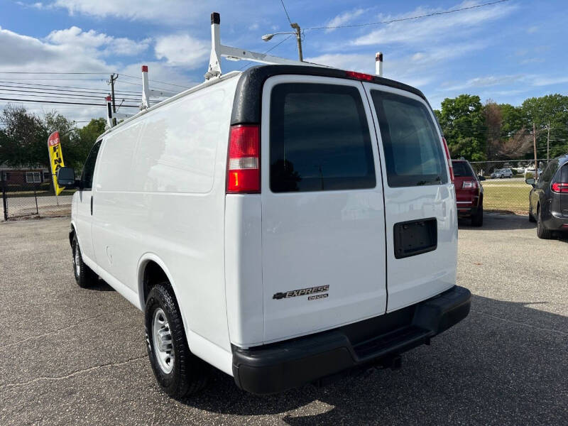 2014 Chevrolet Express 2500