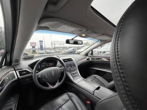 2014 Lincoln MKZ Hybrid