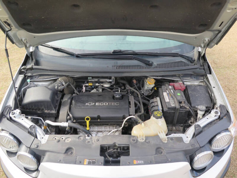 2016 Chevrolet Sonic LS Auto