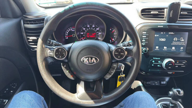 2019 Kia Soul +
