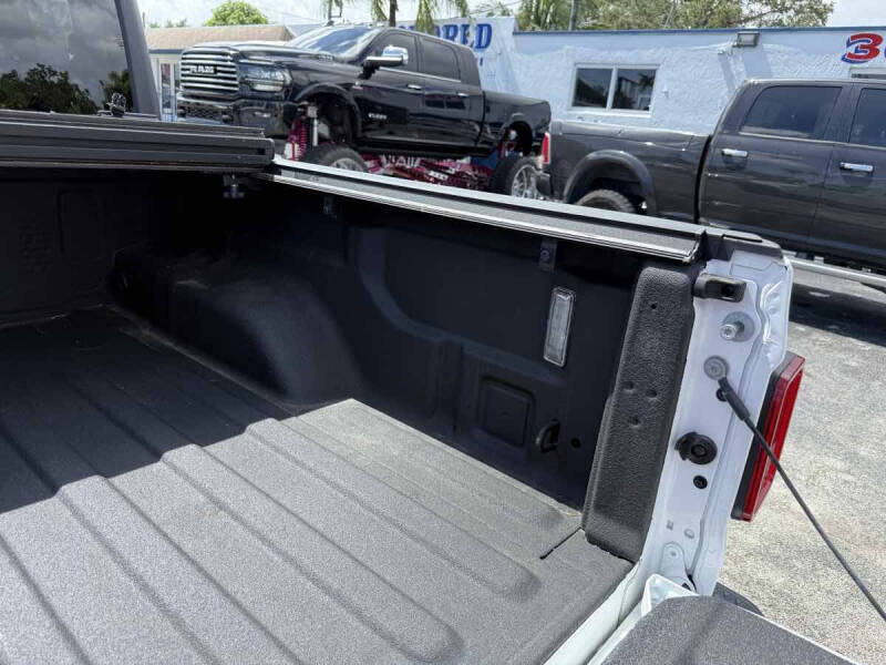 2023 Jeep Gladiator Willys