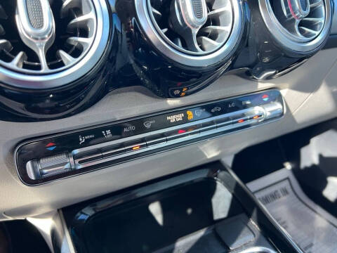 2021 Mercedes-Benz GLB GLB 250