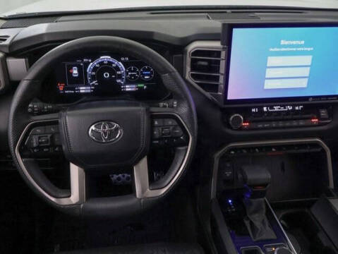 2024 Toyota Sequoia SR5