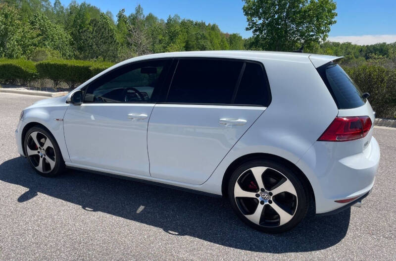 2017 Volkswagen Golf GTI S