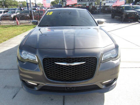 2018 Chrysler 300 S