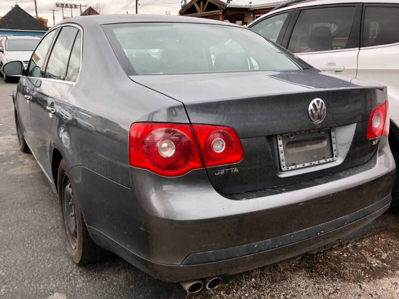 2005 Volkswagen Jetta 2.5