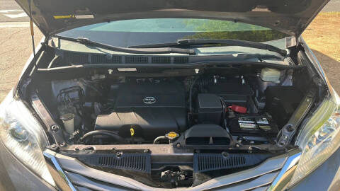 2015 Toyota Sienna