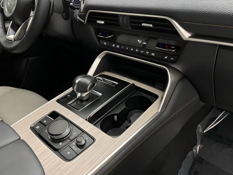 2024 Mazda CX-90 Plug-in Hybrid Preferred