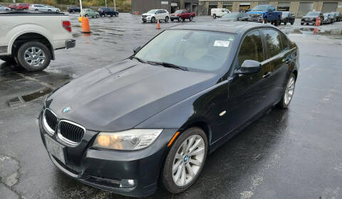 2011 BMW 3 Series for sale at Overlake Motors in Redmond WA