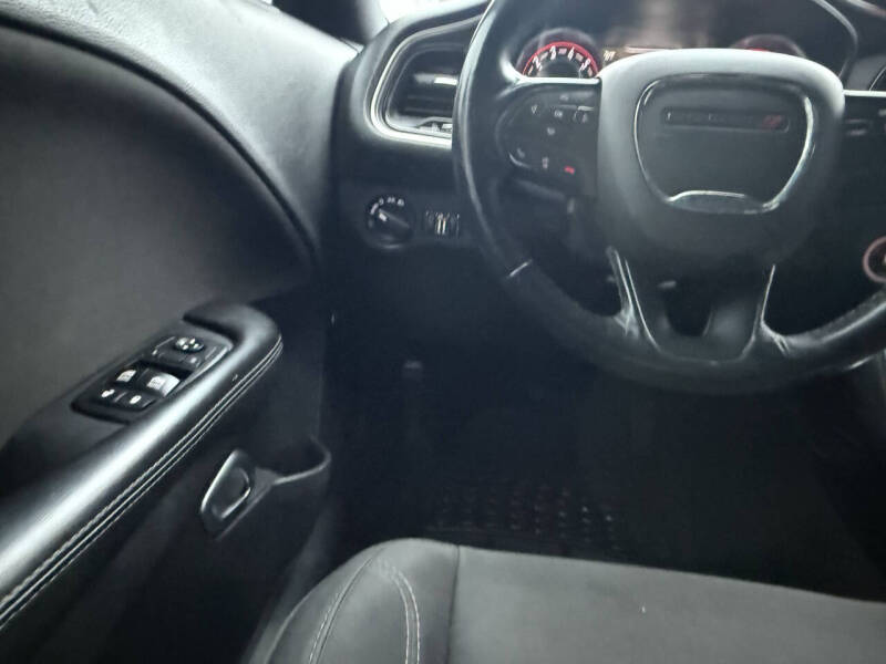 2016 Dodge Challenger SXT