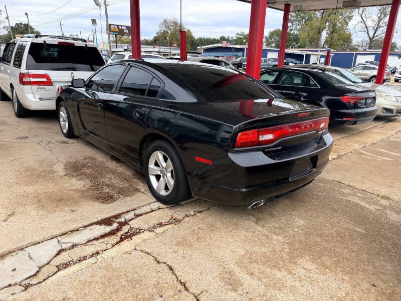 2011 Dodge Charger SE