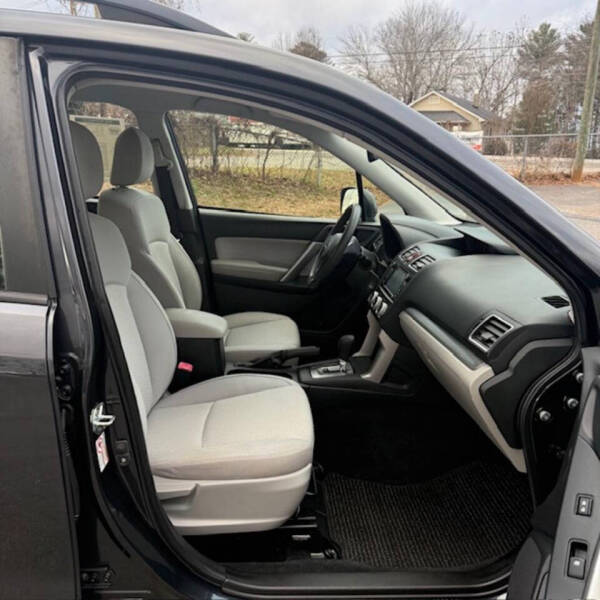 2016 Subaru Forester 2.5i