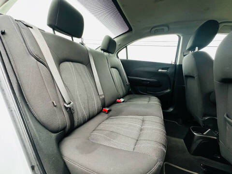 2018 Chevrolet Sonic LT Auto