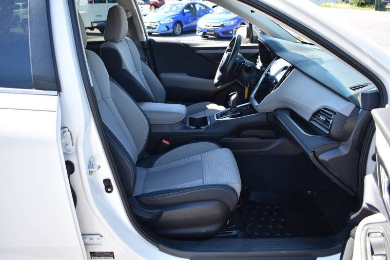 2022 Subaru Outback Premium