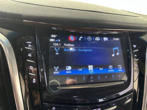 2020 Cadillac Escalade Luxury