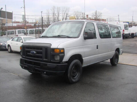 2008 Ford E-Series for sale at Hillside Auto Plaza in Kew Gardens NY