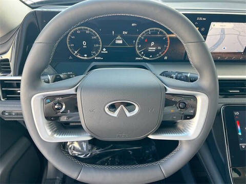 2025 Infiniti QX80 Pure