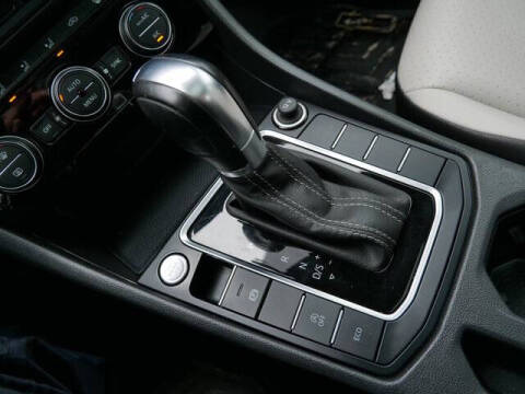 2019 Volkswagen Jetta R-Line