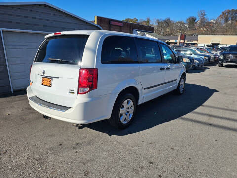 2012 RAM C/V